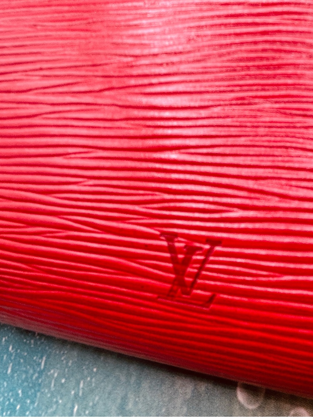 AUTHENTIC VINTAGE LOUIS VUITTON RED EPI COSMETIC POUCH PM - Picture 13 of 13